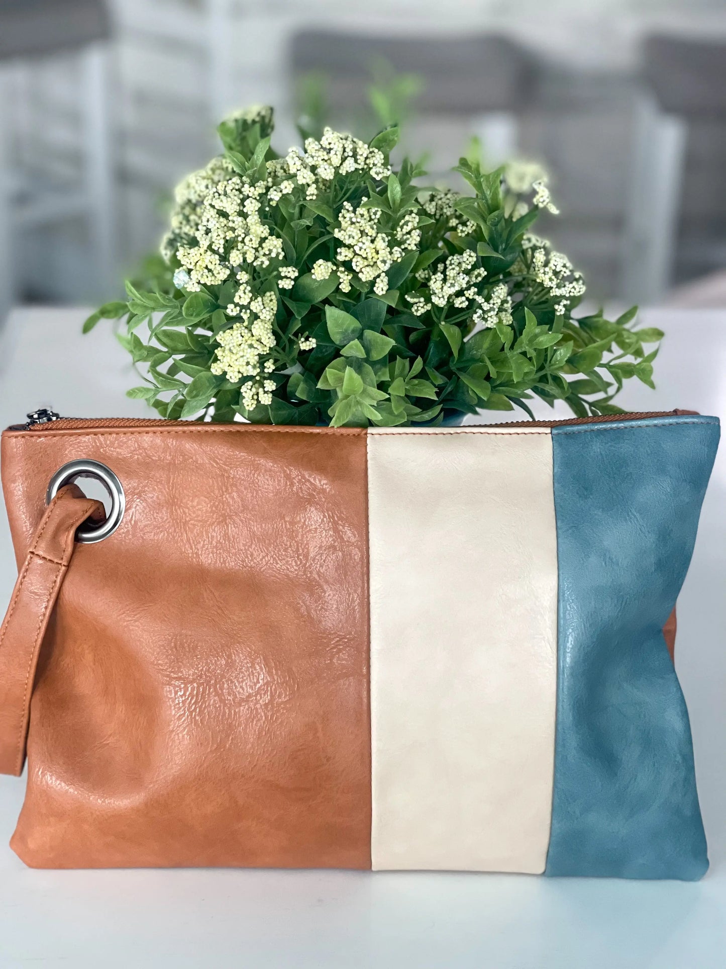Fall Clutch